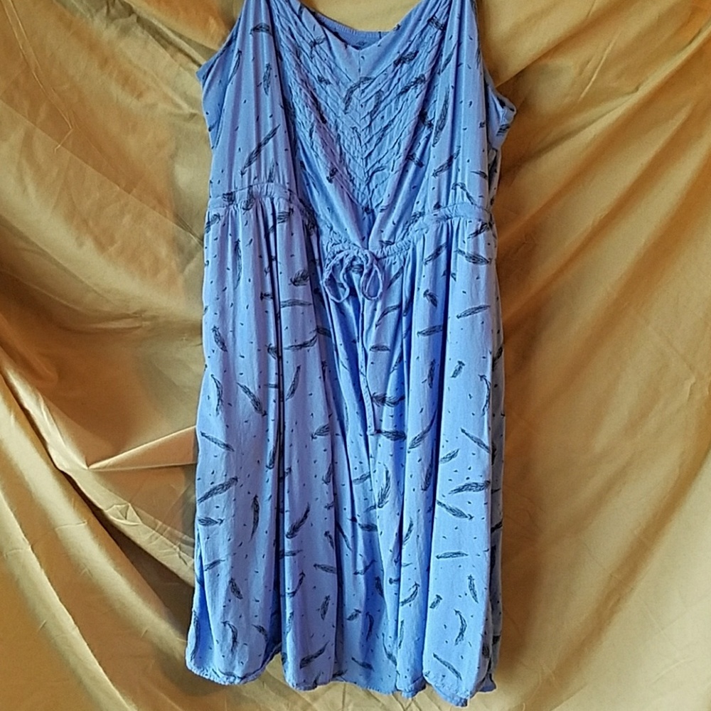 Adorable feather print sundress